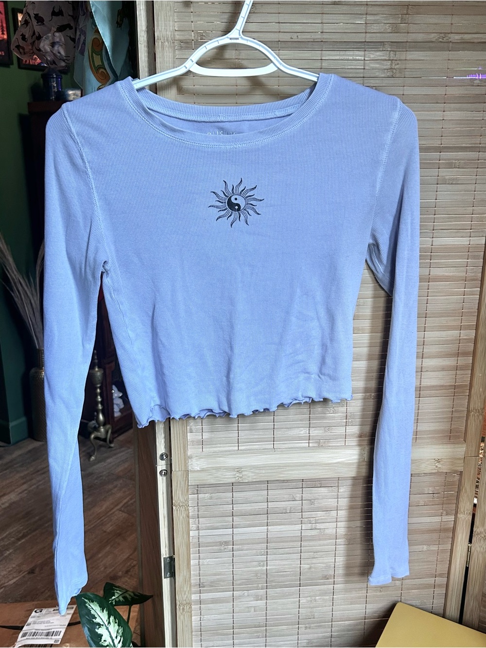Aeropostale Lavender Ribbed Long-Sleeve Cropped Top with Yin Yang Sun